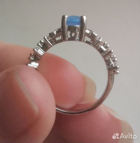 Кольцо искусственный опал