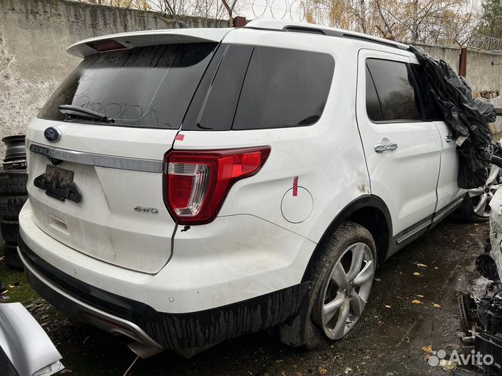 Ford Explorer 3.5 AT, 2016, битый, 70 000 км