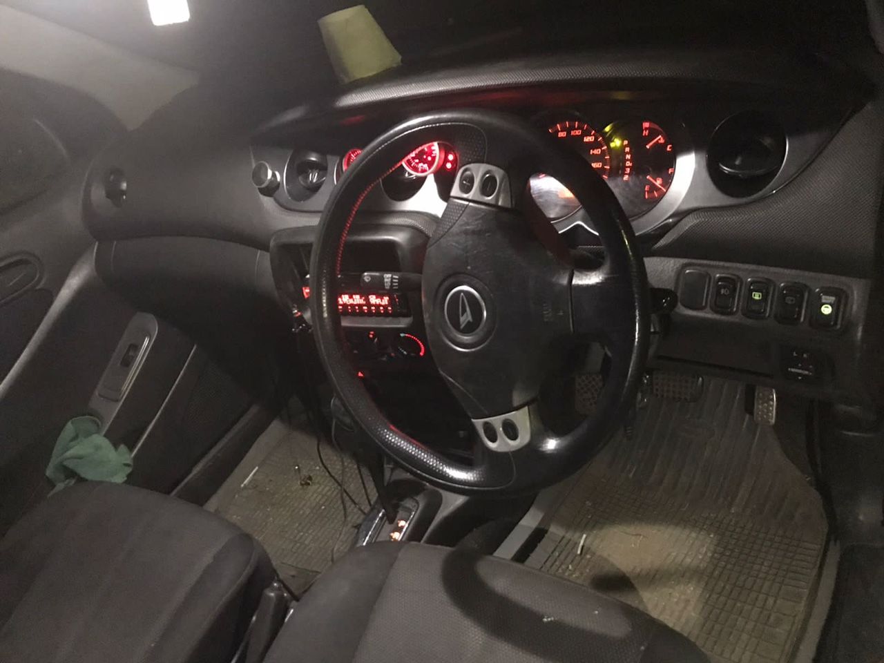 Daihatsu YRV: фото из отзыва