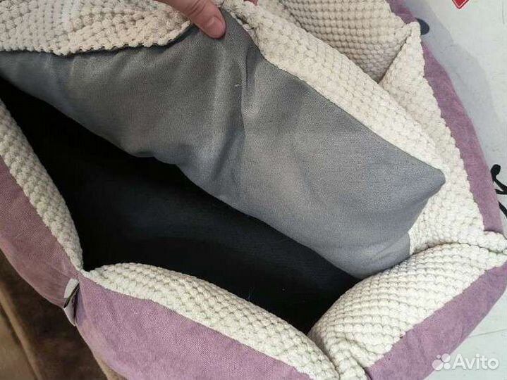 Лежанка для кошек