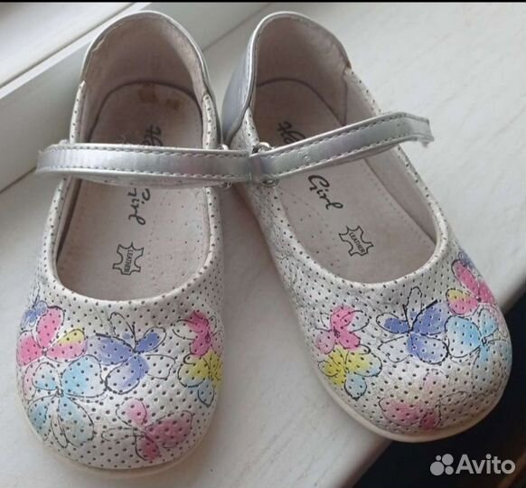Туфли на девочку 23- 24 р