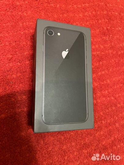 iPhone 8, 64 ГБ