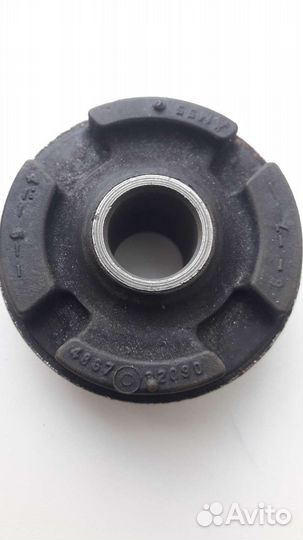 Сайлентблок Toyota camry sv10-20