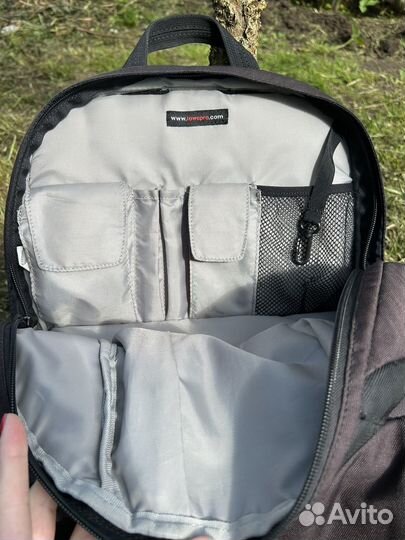 Фоторюкзак LowePro Fastpack 200