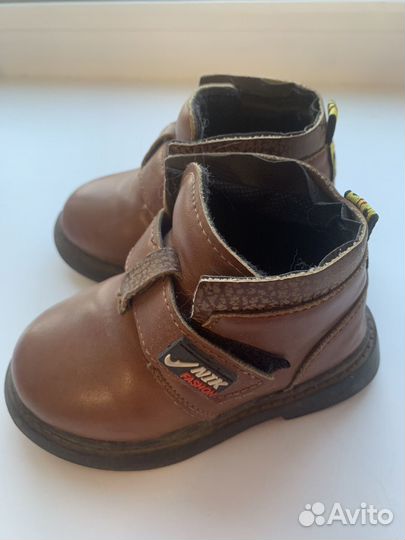 Ботинки демисезонные 22 размер