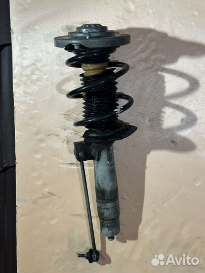 Продам амортизатор от bmw m4 f82-83