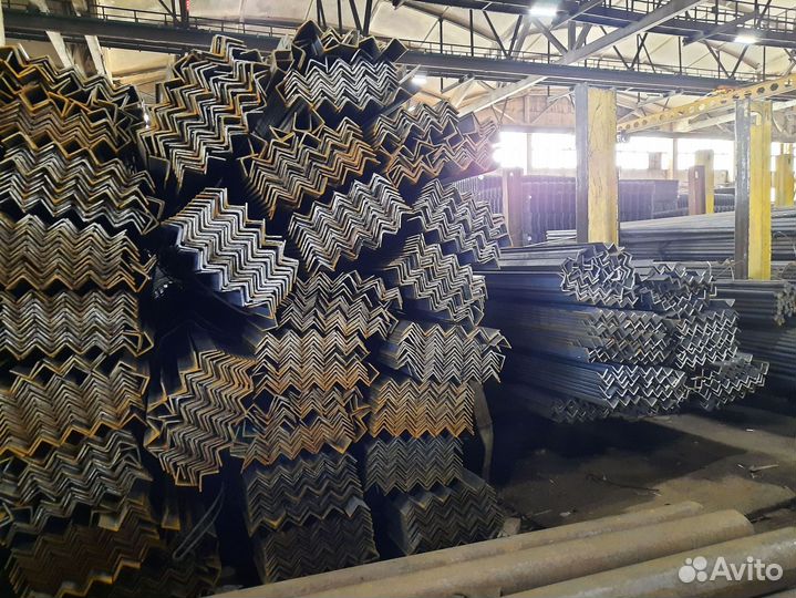 Уголок стальной