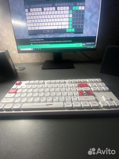 Механическая клавиатура беспроводная