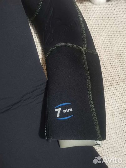Гидрокостюм