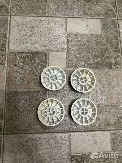 Подставки под ножки для стиральной машинки