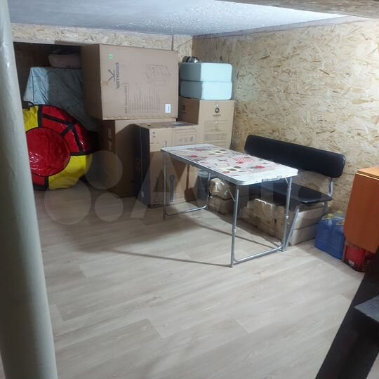 Гараж, > 30 м²