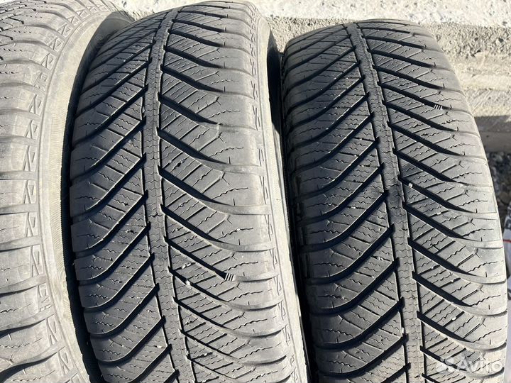 Goodyear Vector 4Seasons Gen-1 195/65 R15