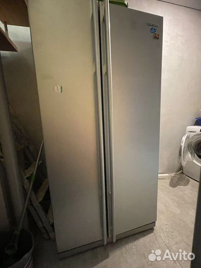 Холодильник Samsung No frost, Side-by-Side