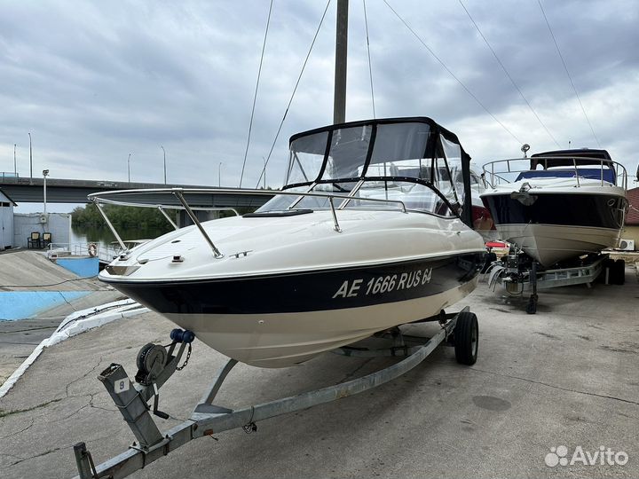 Bayliner 212 Capri
