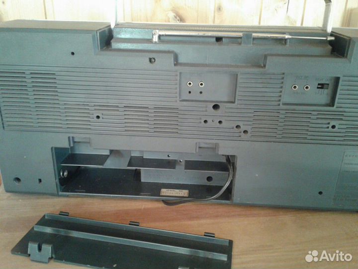 Магнитола Sanyo