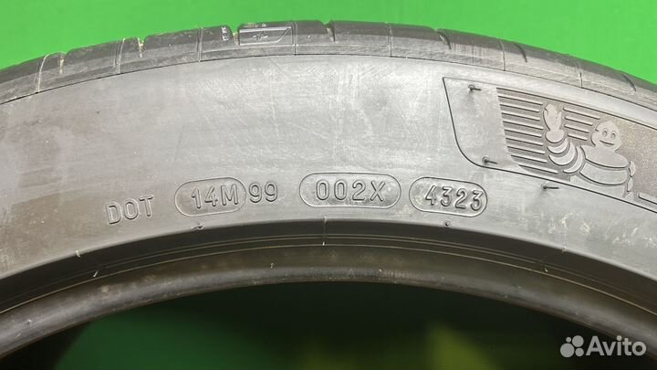 Michelin Pilot Sport 4 S 285/40 R23 и 325/35 R23 115Y