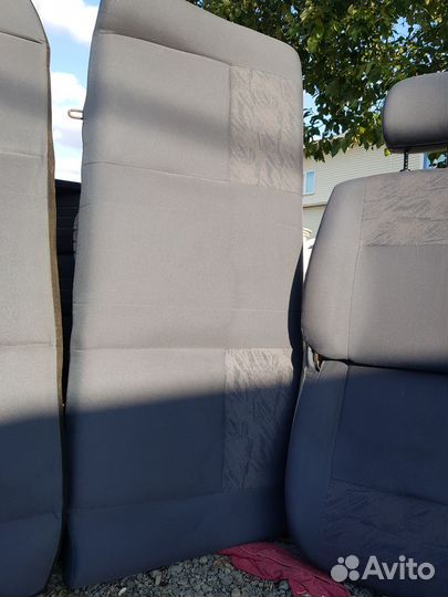 Сиденья renault logan1