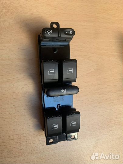 Блок стеклоподъемников Golf Jetta Passat Tiguan
