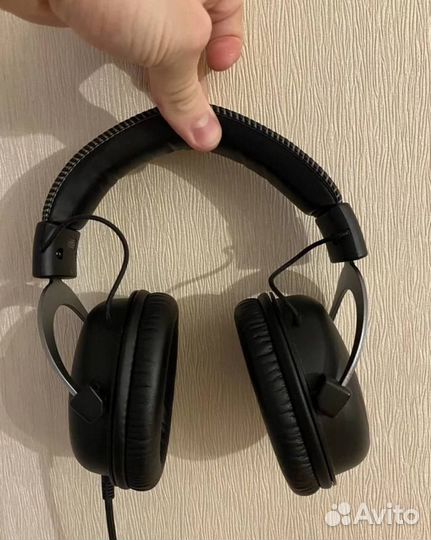 Наушники HyperX Cloud v2