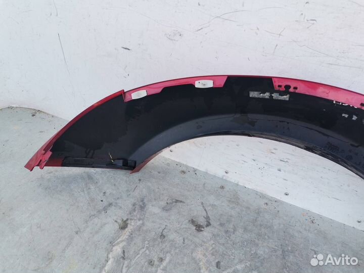 Молдинг крыла правый передний переднего правого