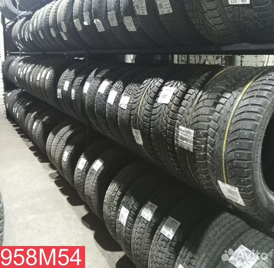 Kumho WinterCraft SUV Ice WS31 205/60 R16 90P