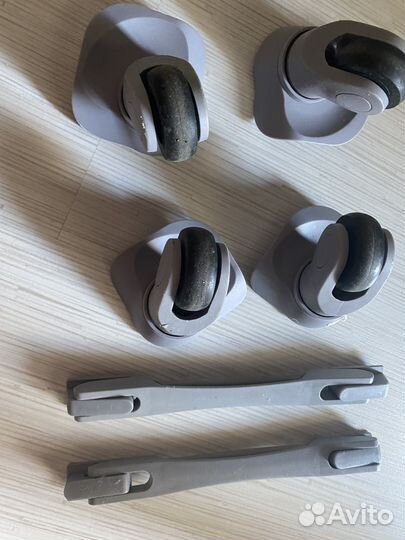 Запчасти для чемодана