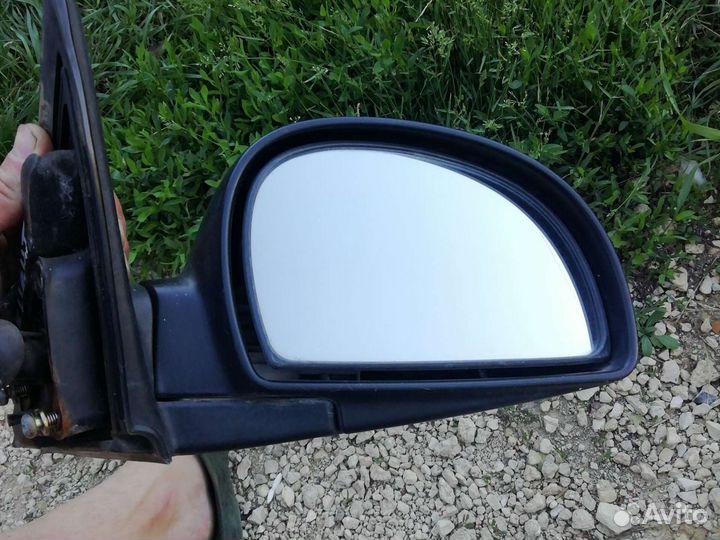 Зеркало правое Акцент не электро