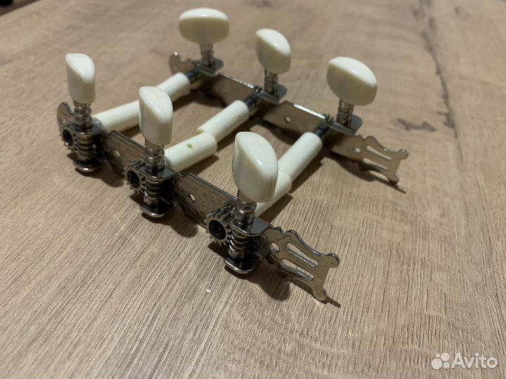 Колки на классическую гитару