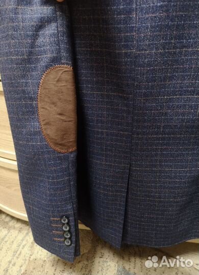 Пиджак мужской 42