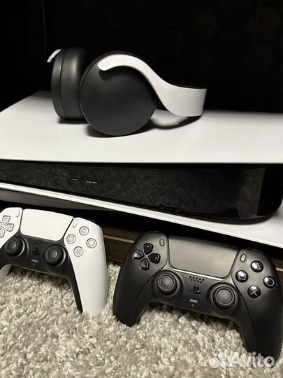 Sony playstation 5 + 2 геймпада+Sony Pulse 3D