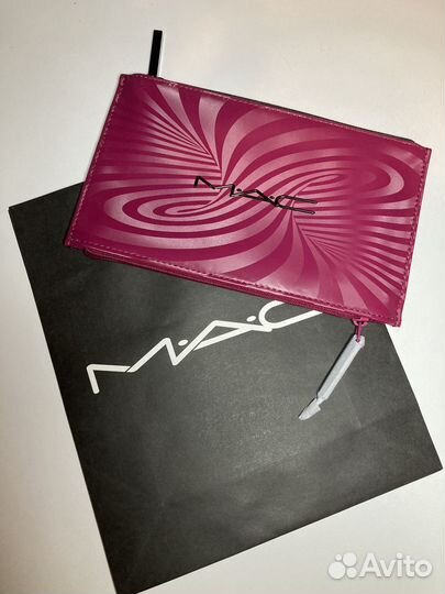 Новая косметичка MAC