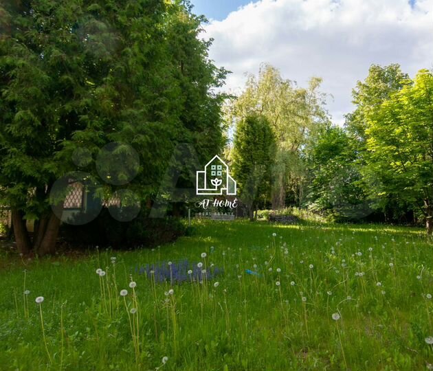 Коттедж 375 м² на участке 15 сот.