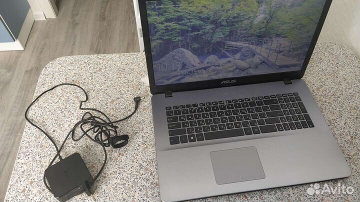 Ноутбук asus vivobook 17