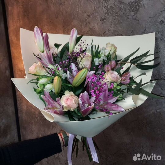 Букеты,цветы с доставкой по Рязани