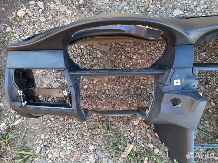 Торпеда (панель) bmw е60