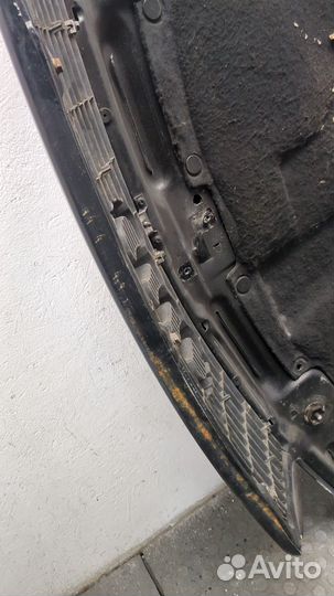 Капот Audi 100 (C4), 1991