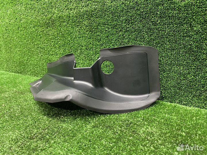 Накладка водосточного желобка правая BMW X7 G07