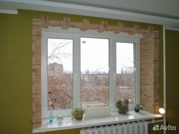 Окно пластиковое трехстворчатое