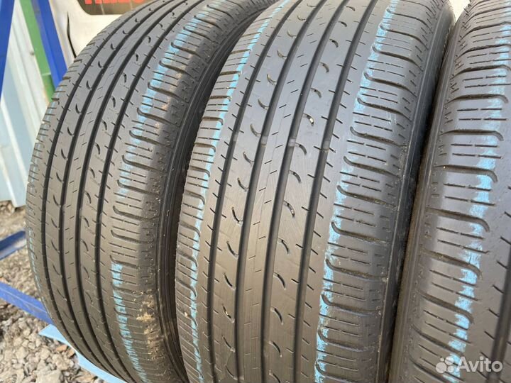 Goodyear EfficientGrip SUV 4x4 225/55 R19