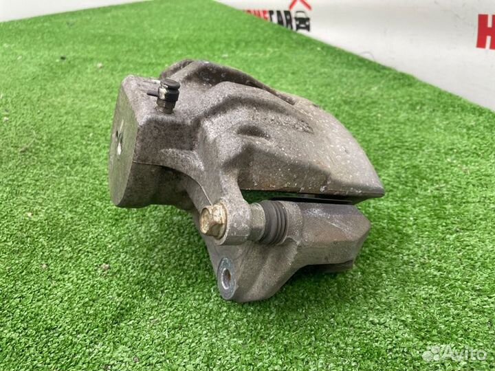 Суппорт тормозной передний левый Hyundai Genesis