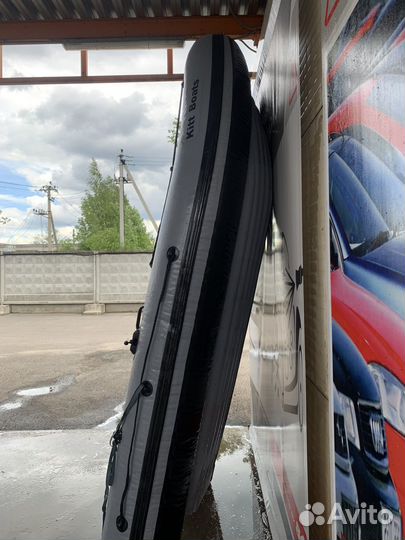 Мотор и лодка