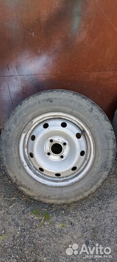 Продаются диски на Рено Логан