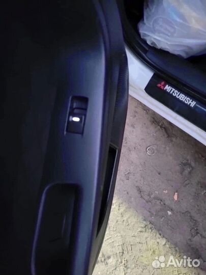 Тюнинг салона mitsubishi lancer 10 кнопок