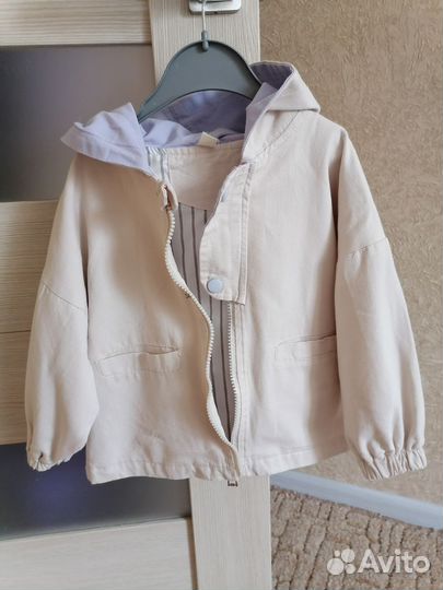 Ветровка для девочки
