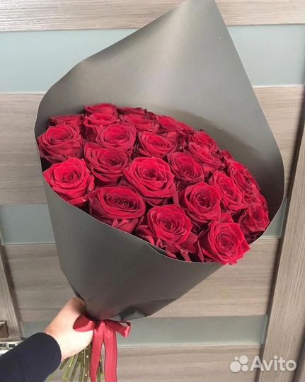 Цветы. Букет из 51 розы с бесплатной доставкой