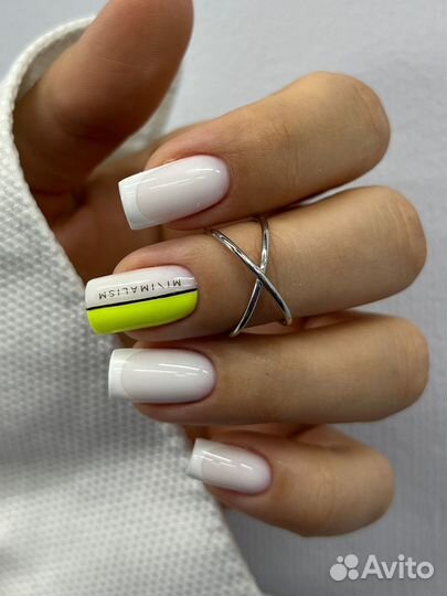 Маникюр с покрытием гель-лаком