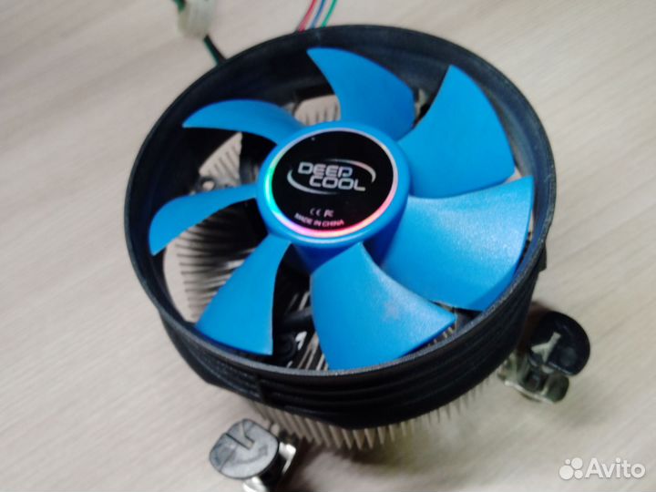 DeepCool со сломанными ножками