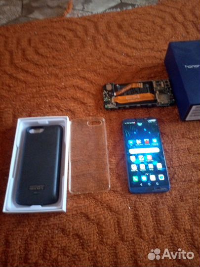 HONOR View 10, 6/128 ГБ