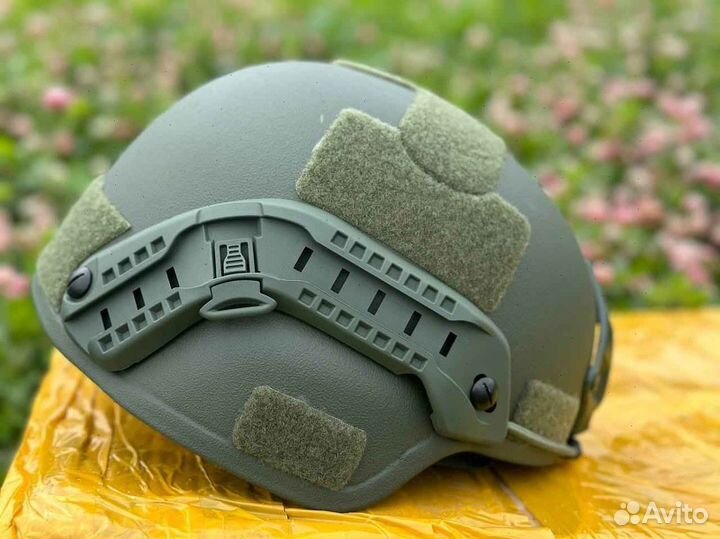 Шлем бр2 с ушами и без ушей