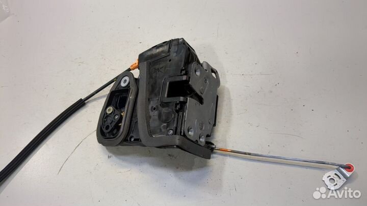 Замок двери Cadillac XT4, 2019